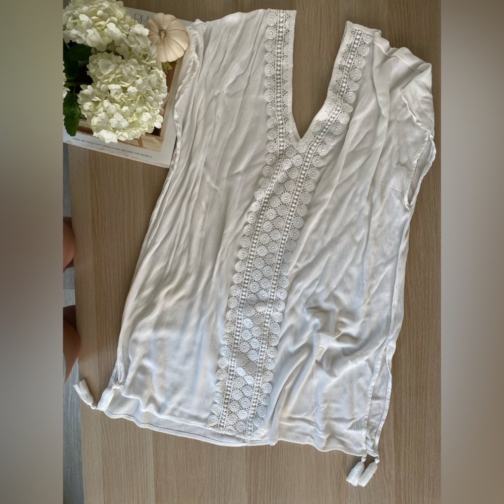 Cover up, white